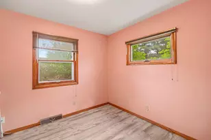 2203 Lakeaires Blvd, White Bear Lake, MN 55110 - Photo 14