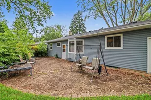 2203 Lakeaires Blvd, White Bear Lake, MN 55110 - Photo 24