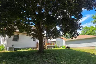 121 McArthur Dr, Albert Lea, MN 56007 - Photo 32