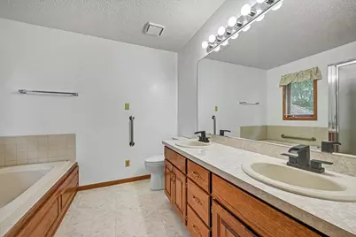 2522 Windsor Lane, Woodbury, MN 55125 - Photo 26