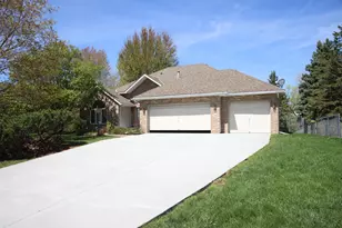 2522 Windsor Ln, Woodbury, MN 55125 - Photo 1