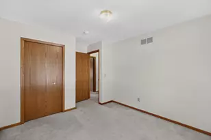 919 Sycamore St, Lake City, MN 55041 - Photo 24