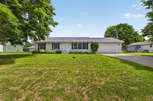 919 Sycamore St, Lake City, MN 55041 - Photo 1