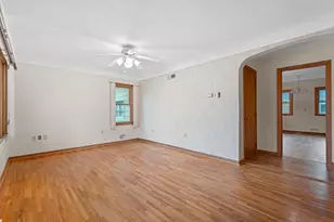 145 6th St NW, Plainview, MN 55964 - Photo 2