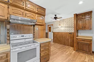 145 6th St NW, Plainview, MN 55964 - Photo 8