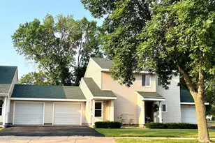 2525 Stockinger Dr, Saint Cloud, MN 56303 - Photo 2