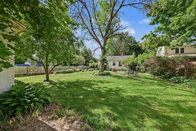 213 King Street W, Saint Paul, MN 55107 - Photo 26