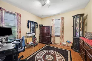 213 King St W, Saint Paul, MN 55107 - Photo 14