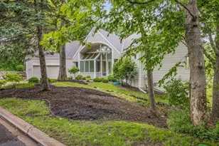 3580 Fairway Dr, Hopkins, MN 55305 - Photo 2