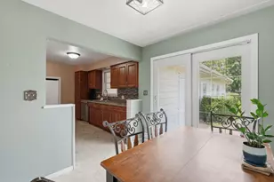 502 15th St W, Hastings, MN 55033 - Photo 6