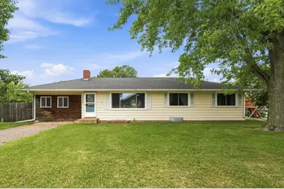 502 15th Street W, Hastings, MN 55033 - Photo 1