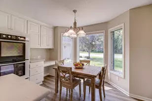 2611 Parkview Dr, White Bear Lake, MN 55110 - Photo 8