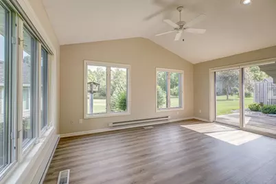 2611 Parkview Drive, White Bear Lake, MN 55110 - Photo 20