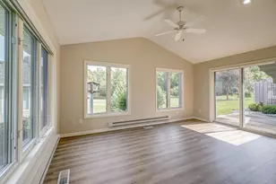 2611 Parkview Dr, White Bear Lake, MN 55110 - Photo 20