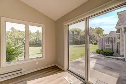 2611 Parkview Drive, White Bear Lake, MN 55110 - Photo 26