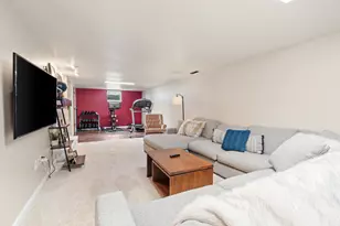 10916 Ewing Ave S, Bloomington, MN 55431 - Photo 26