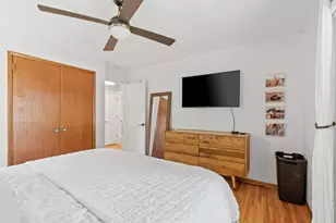 10916 Ewing Ave S, Bloomington, MN 55431 - Photo 16