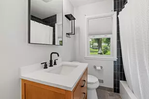 10916 Ewing Ave S, Bloomington, MN 55431 - Photo 20