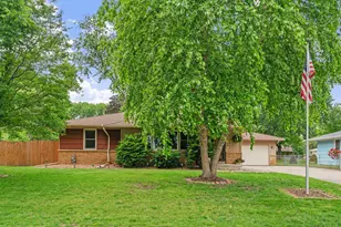 10916 Ewing Ave S, Bloomington, MN 55431 - Photo 36