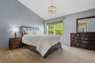 407 Lookout Pl NE, Columbia Heights, MN 55421 - Photo 14