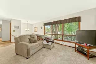 2204 11th Ave NW, Rochester, MN 55901 - Photo 4