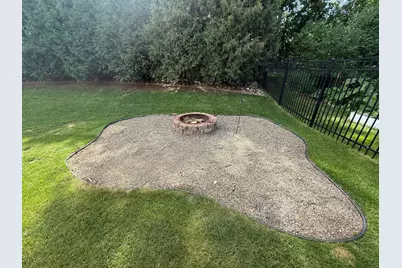 20439 Islandview Circle, Lakeville, MN 55044 - Photo 8