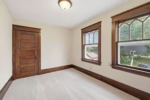 934 Central Ave W, Saint Paul, MN 55104 - Photo 12