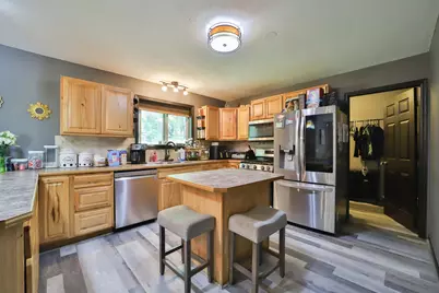 911 8th Street NE, Little Falls, MN 56345 - Photo 2