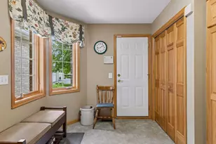 10426 Eagle Pointe Cir, Woodbury, MN 55129 - Photo 20
