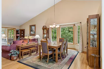 10426 Eagle Pointe Circle, Woodbury, MN 55129 - Photo 8