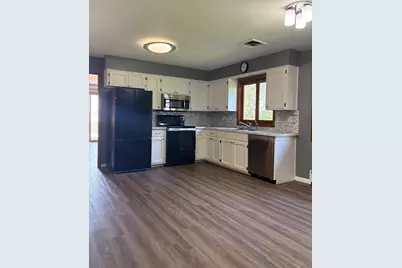 4075 County Road 15 SW, Montevideo, MN 56265 - Photo 2