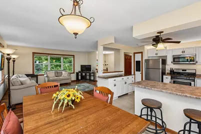 5281 Shore Trail NE, Prior Lake, MN 55372 - Photo 12