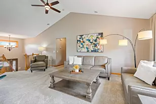 2401 Hydram Ave N, Oakdale, MN 55128 - Photo 4