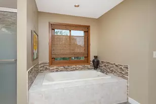 18511 Maple Leaf Dr, Eden Prairie, MN 55346 - Photo 44