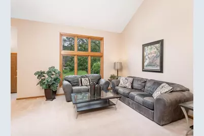 18511 Maple Leaf Drive, Eden Prairie, MN 55346 - Photo 10