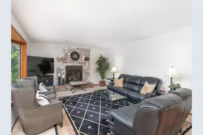 18511 Maple Leaf Drive, Eden Prairie, MN 55346 - Photo 34