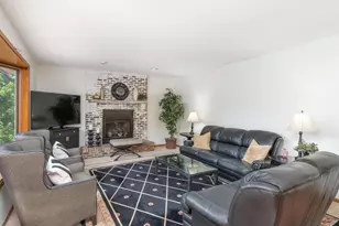 18511 Maple Leaf Dr, Eden Prairie, MN 55346 - Photo 34