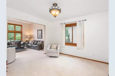 18511 Maple Leaf Drive, Eden Prairie, MN 55346 - Photo 14