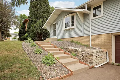 33 Greenway Avenue N, Oakdale, MN 55128 - Photo 22