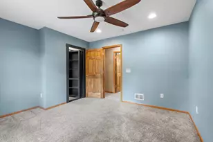 9882 Purgatory Rd, Eden Prairie, MN 55347 - Photo 12