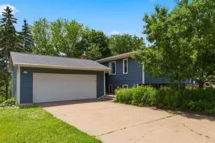 2744 Chisholm Ave, North Saint Paul, MN 55109 - Photo 2