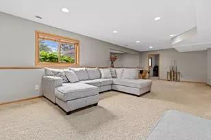 5606 Alexandra Dr, Minnetrista, MN 55364 - Photo 8