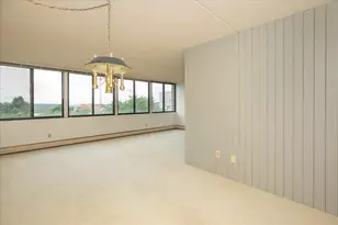 600 4th St SW, Rochester, MN 55902 - Photo 6