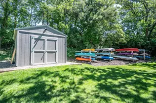 8619 Lake Riley Dr, Chanhassen, MN 55317 - Photo 52