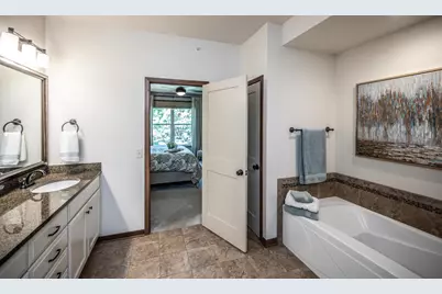 8619 Lake Riley Drive, Chanhassen, MN 55317 - Photo 22