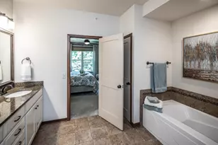 8619 Lake Riley Dr, Chanhassen, MN 55317 - Photo 22