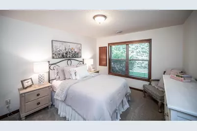 8619 Lake Riley Drive, Chanhassen, MN 55317 - Photo 26