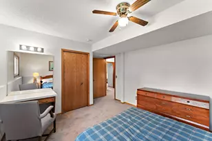 5241 Vera Cruz Ave N, Crystal, MN 55429 - Photo 20
