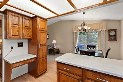 5241 Vera Cruz Avenue N, Crystal, MN 55429 - Photo 10