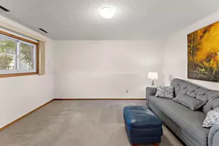5241 Vera Cruz Ave N, Crystal, MN 55429 - Photo 18